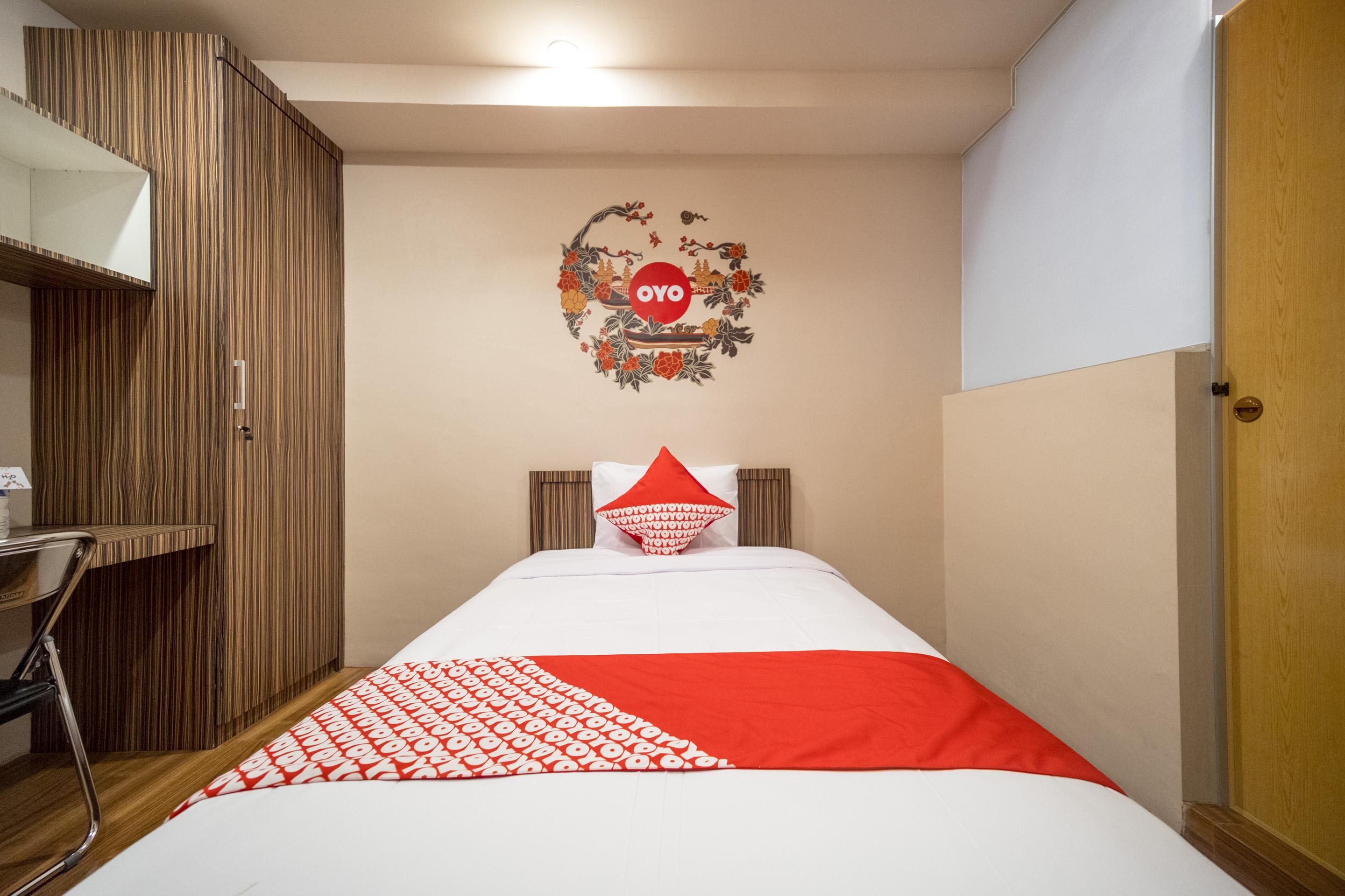 Oyo 291 Medan City Syariah Экстерьер фото