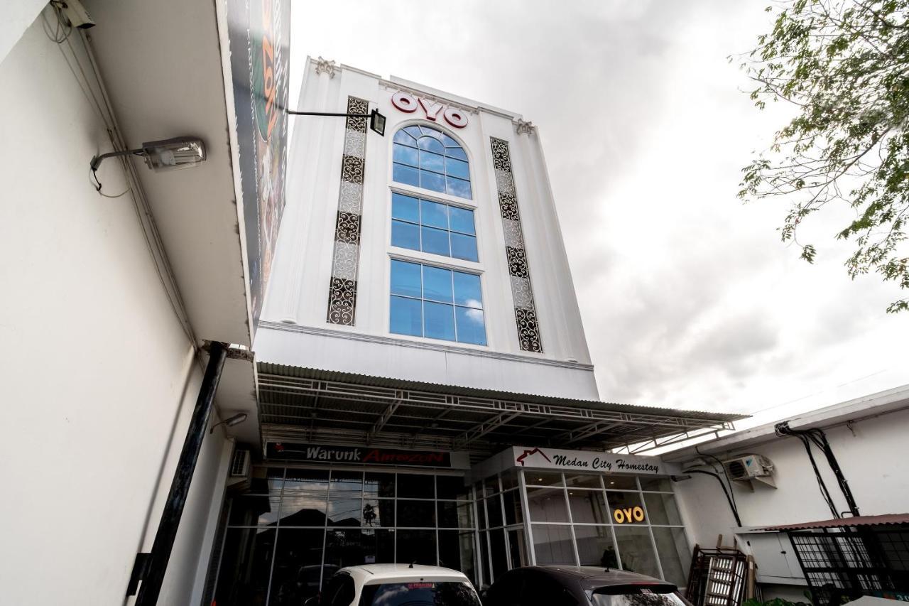 Oyo 291 Medan City Syariah Экстерьер фото
