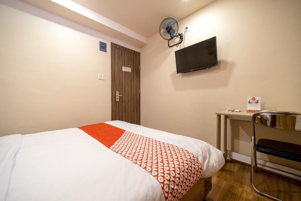 Oyo 291 Medan City Syariah Экстерьер фото
